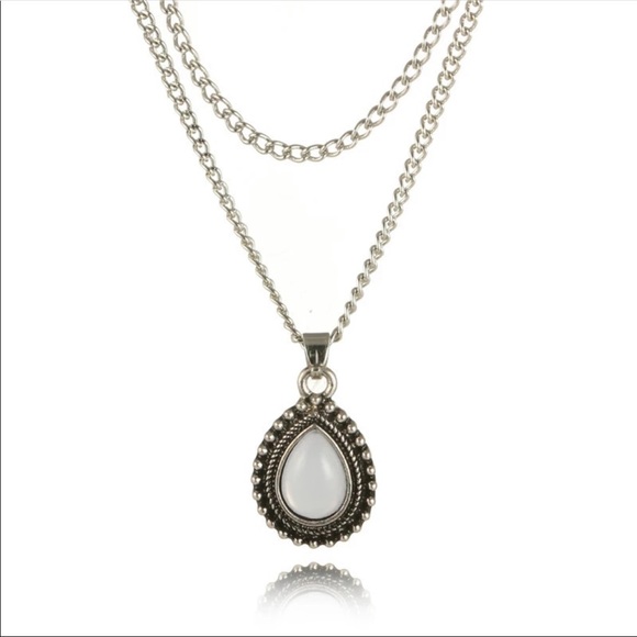 Double Layer Necklace - Picture 3 of 6